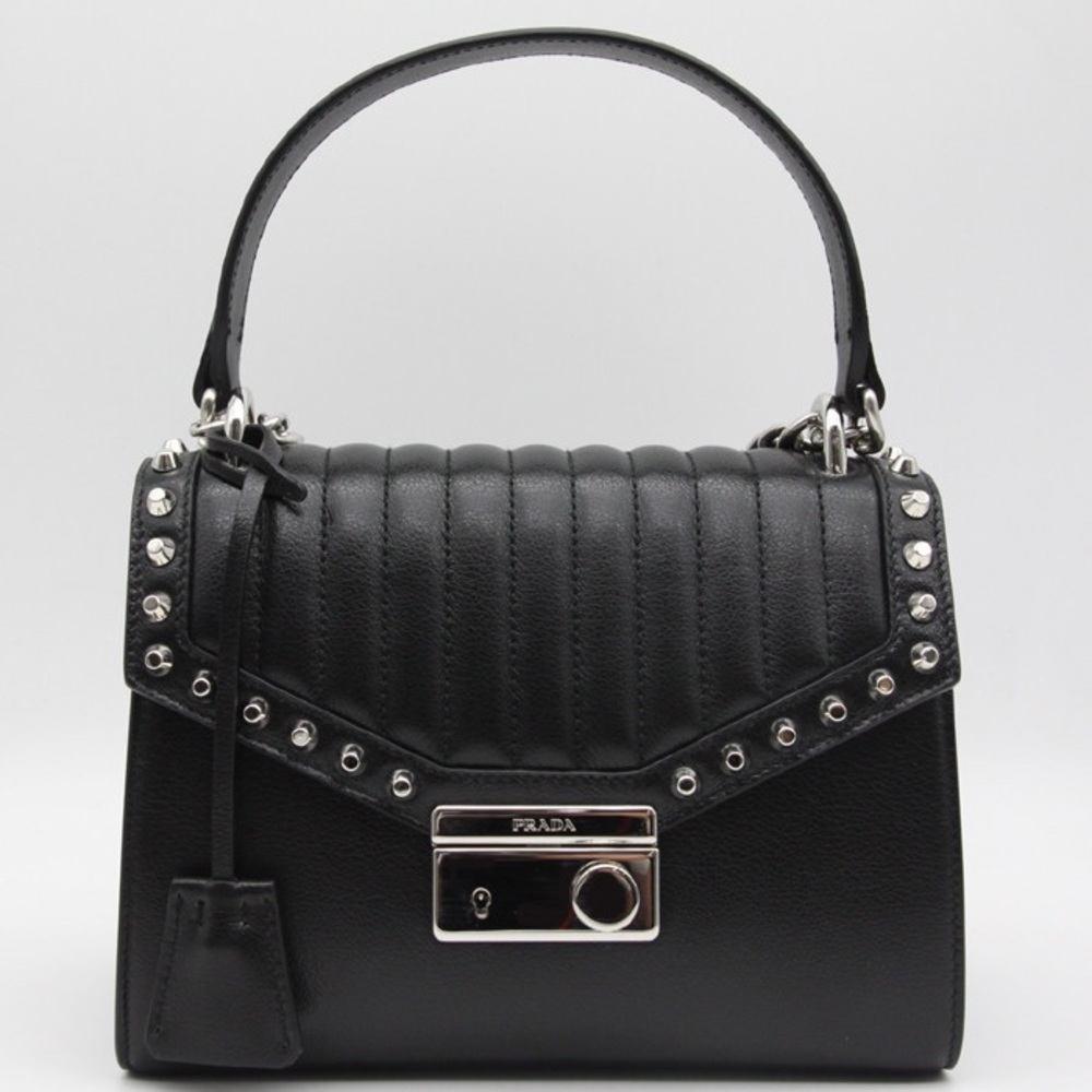 ❤️PRADA❤️NEW❤️Cartella calf impunture studded bag